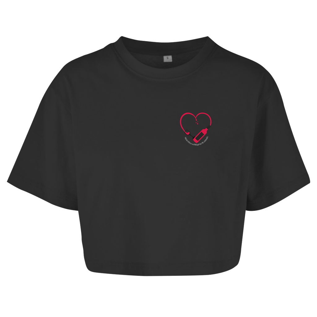 Crop Top „Mein Herz schlägt im Weintakt“ – Lustiges Shirt für Weinliebhaberinnen
